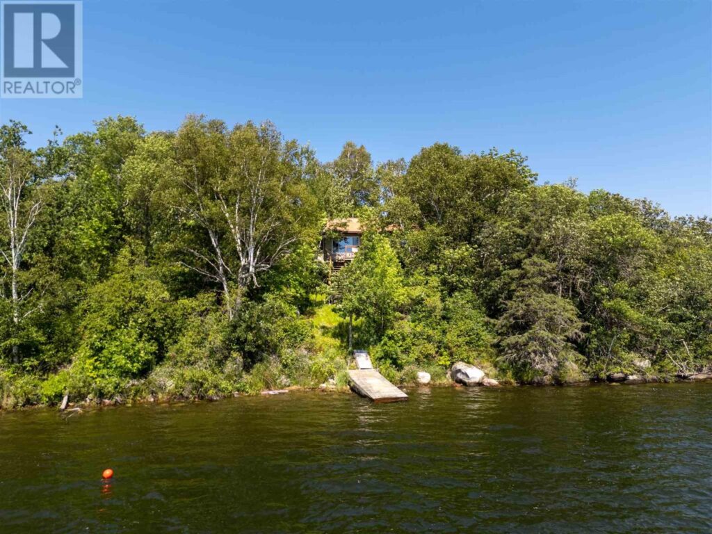 2417 Rush Bay RD, clearwater bay (boys), Ontario