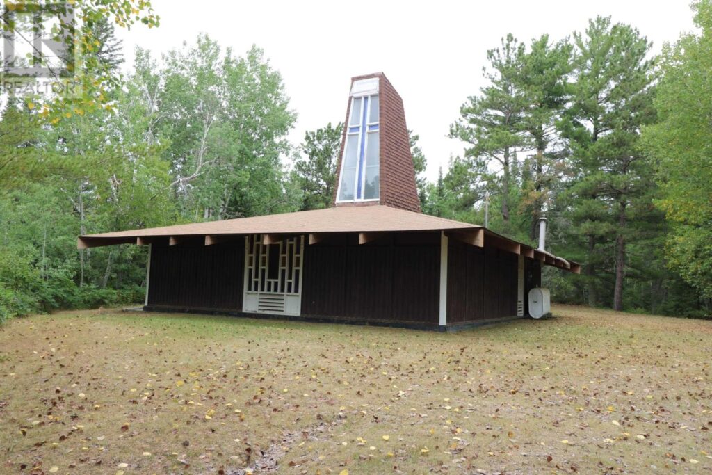 5 Tinker's RD, nestor falls, Ontario