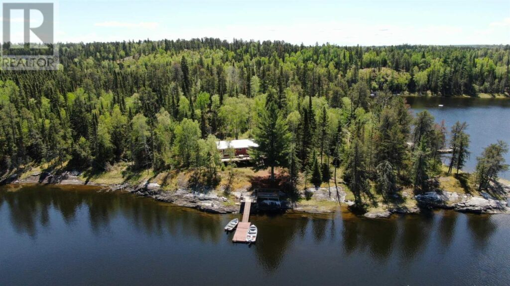 CL4111 Winnipeg River, kenora, Ontario