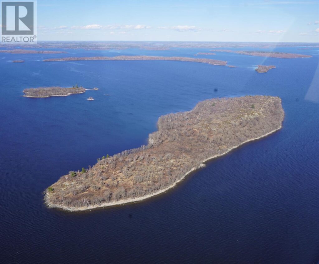 S1048 Massacre Island, lake of the woods, Ontario