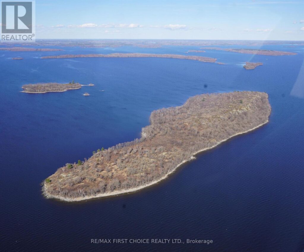 S1048 MASSACRE ISLAND, lake of the woods (lake of the woods south), Ontario